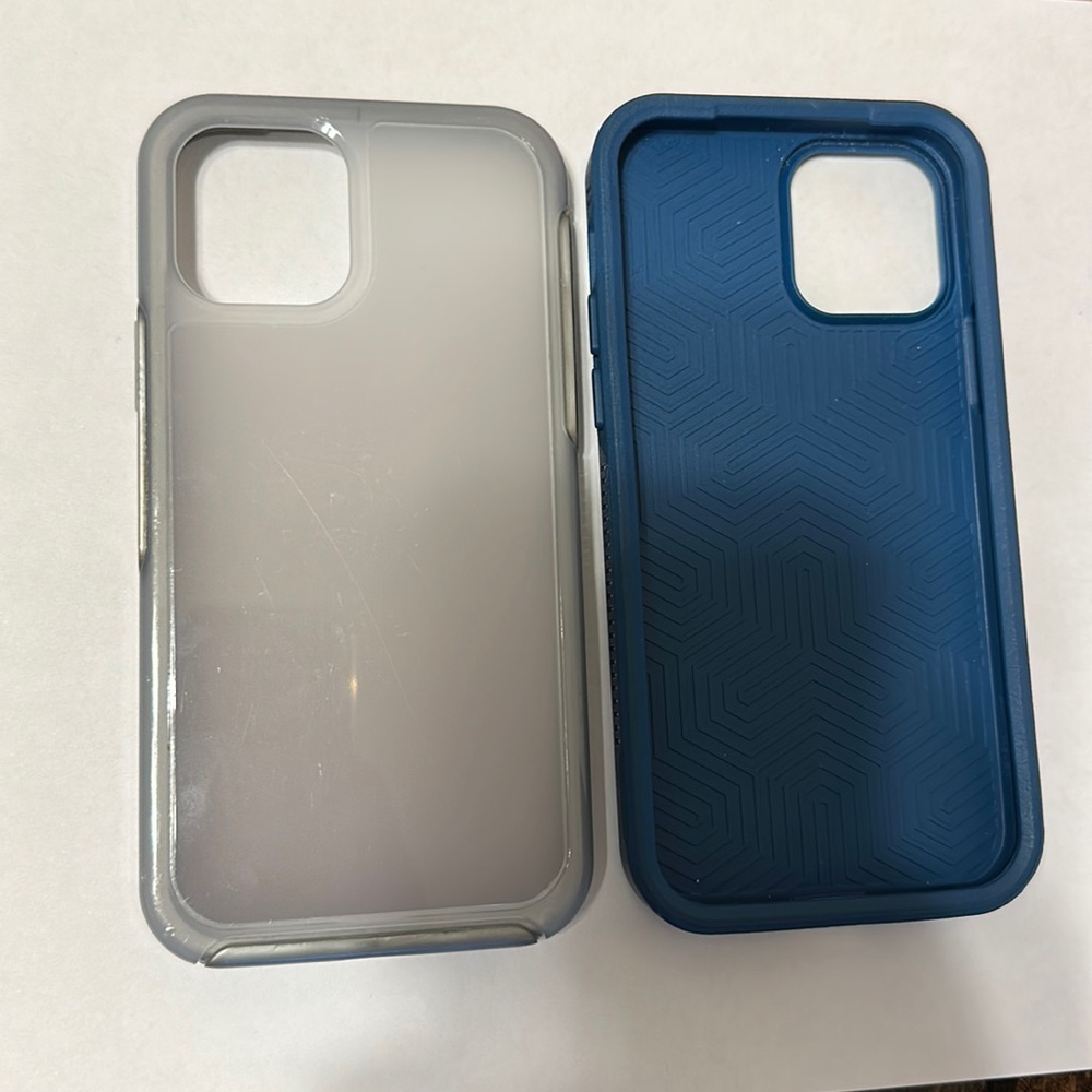 Otter box iPhone 12 phone case + extra